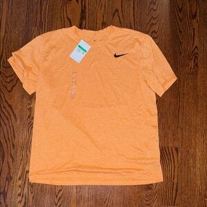 Nike Men’s Heather Orange Short-Sleeve Performance Tee